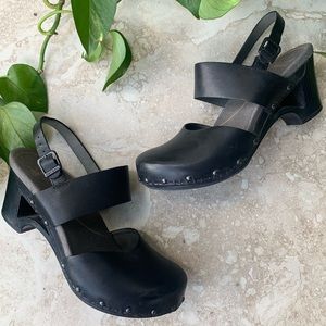 Dansko Taci Black Shoes Size Euro 38/US 7.5